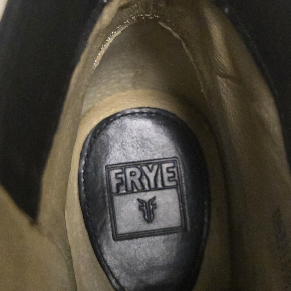 Frye Renee Seam Women's Short Black Leather Booties with heal - Picture 2 of 5